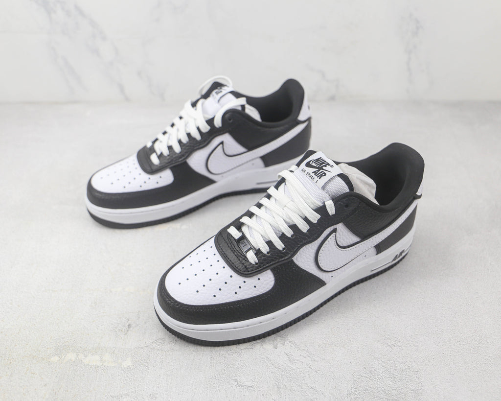 Nike Air Force 1 Panda
