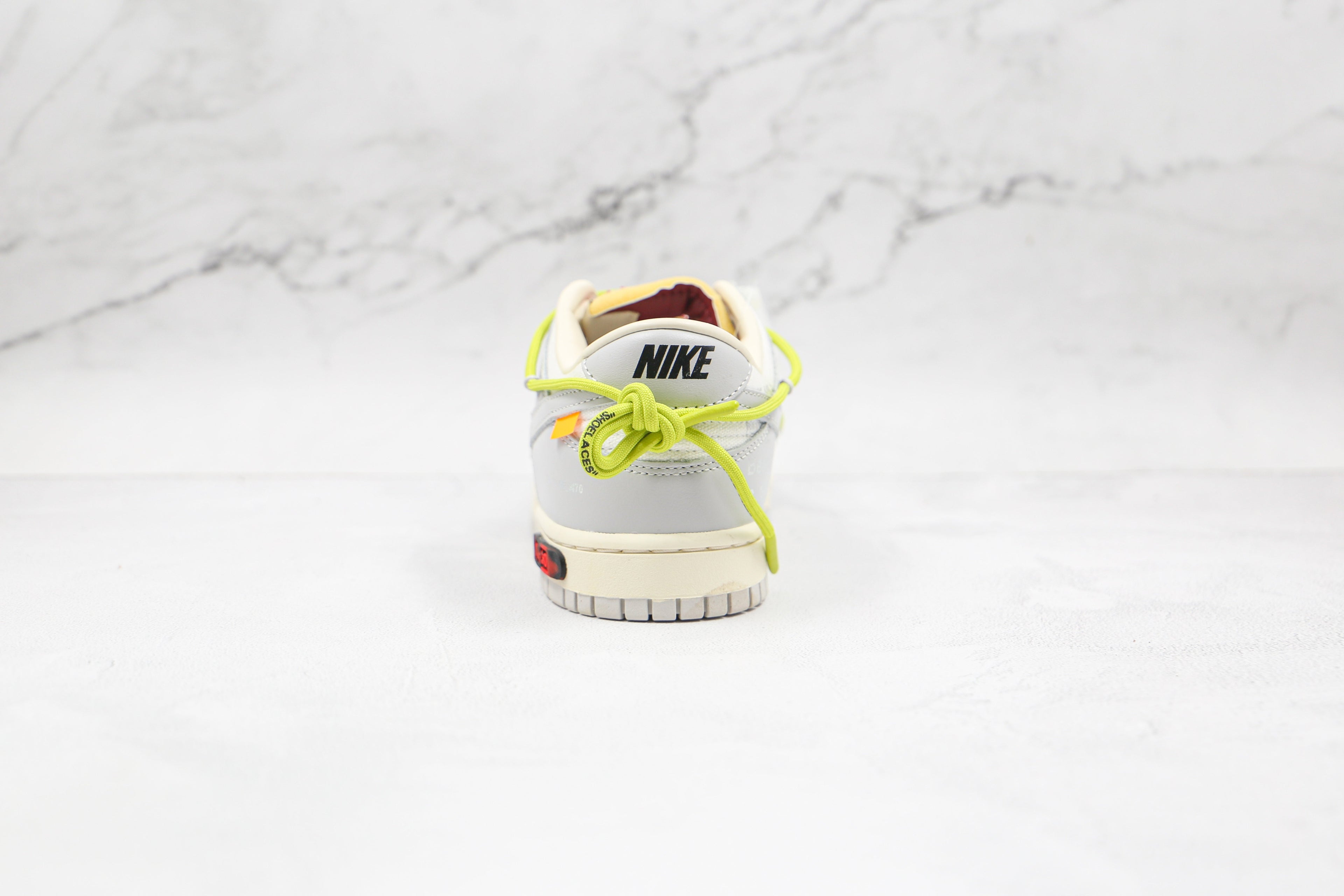 Nike Dunk Low Off White Lot 08:50