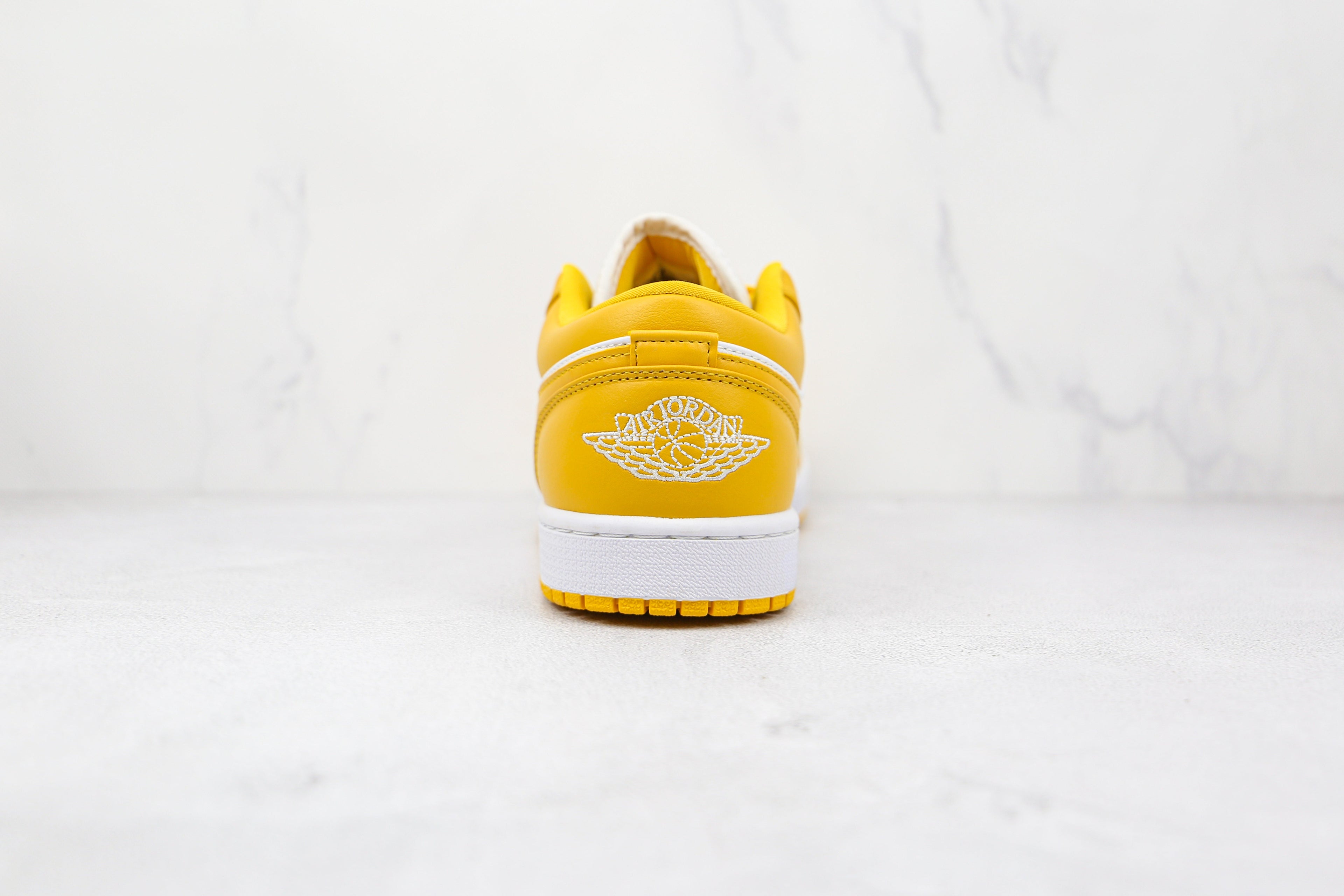 Jordan 1 Low Pollen